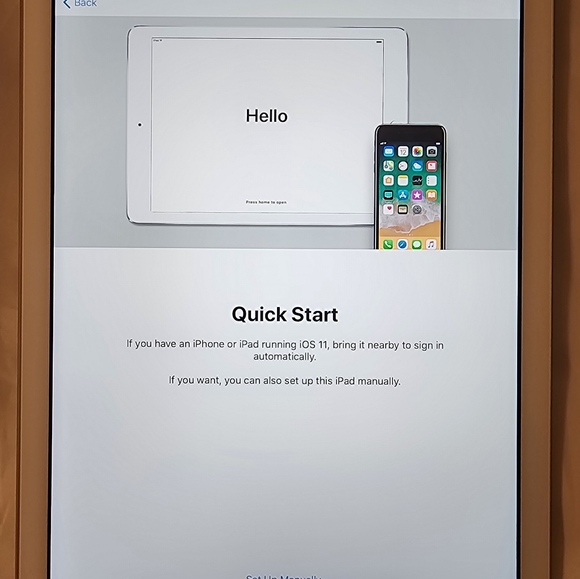 Apple Ipad 5th Generation 32gb Wi-Fi + Cellular. Like new. - Picture 3 of 3